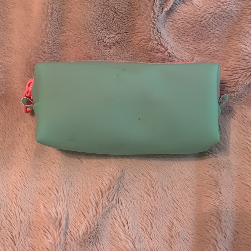 Pencil/makeup case - Picture 2 of 4